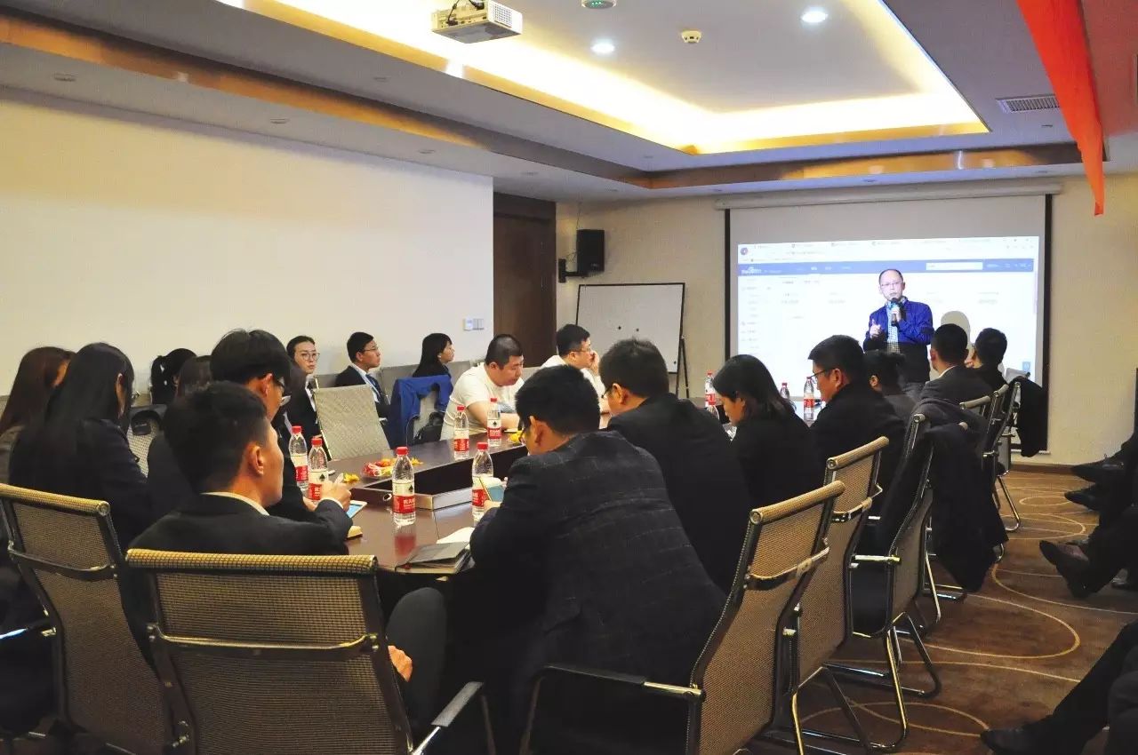 从案例到实操 回顾房产网商商户培训的历史热文与广告设计演进